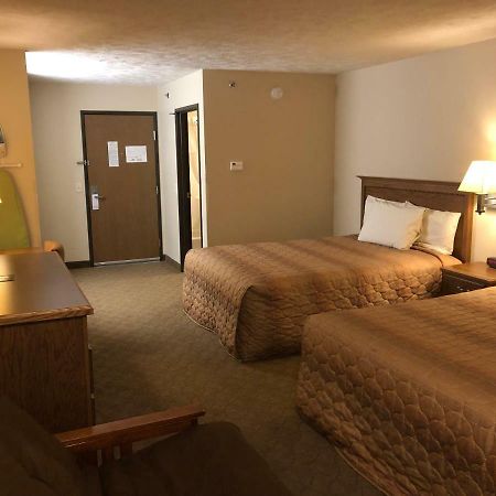 Shenandoah Inn & Suites Экстерьер фото