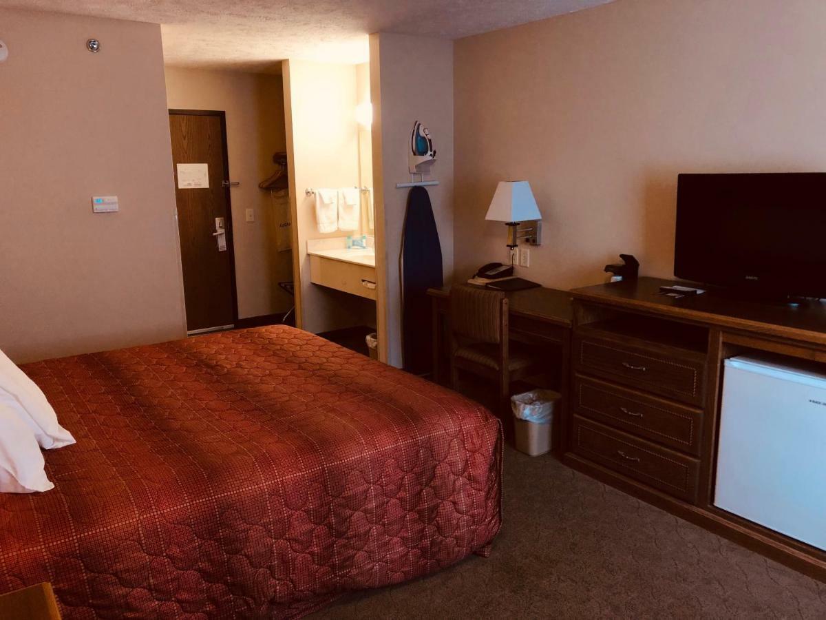 Shenandoah Inn & Suites Экстерьер фото